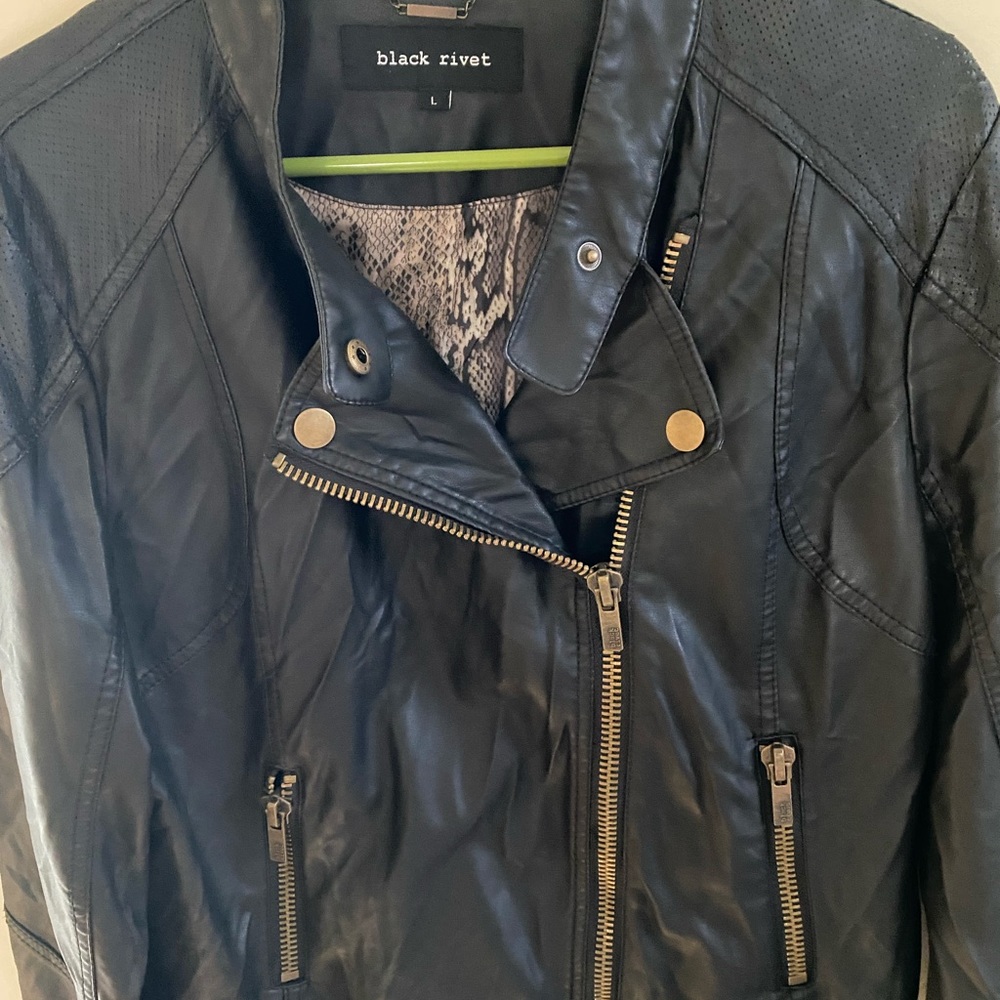 Black Rivet jacket - Picture 2 of 5